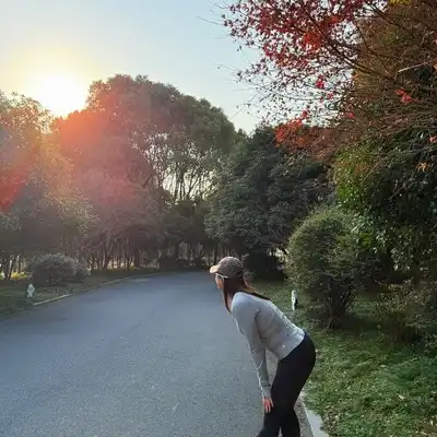 杜洋成